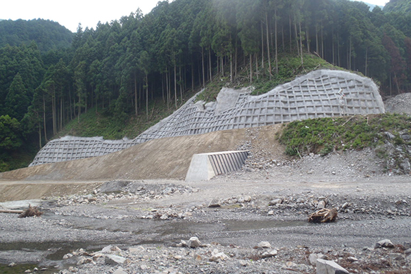 二級水系員弁川水系青川 砂防工事(発注者:三重県)